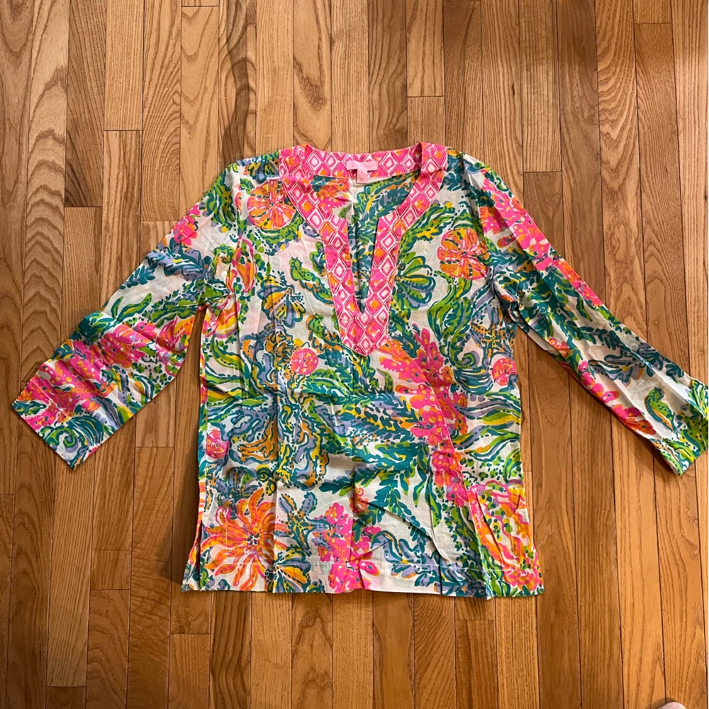 Lilly Pulitzer Lightweight/Sheer Cotton Top